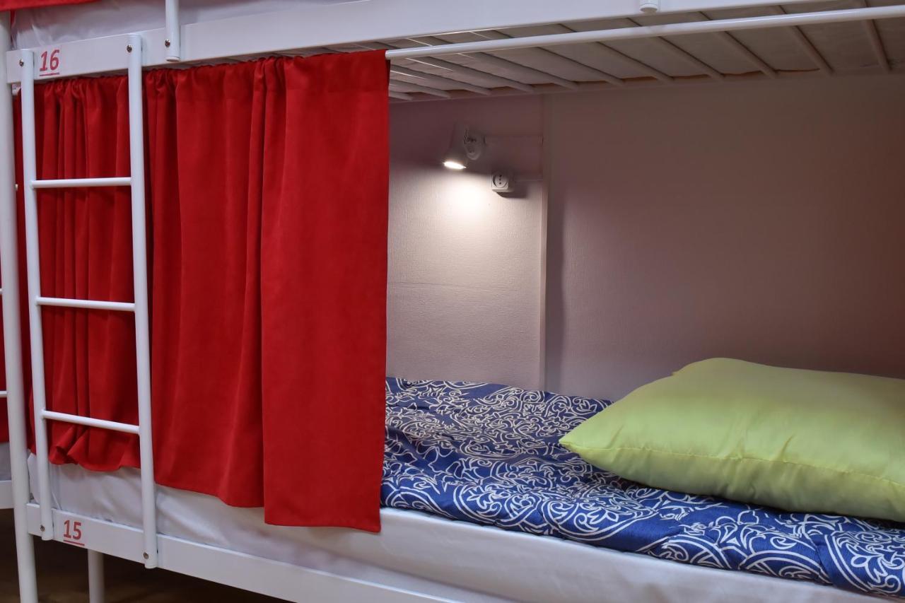 Hostel 777 Darnitsa 基輔 外观 照片